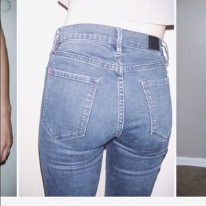 Perfect condition BDG mid rise jeans