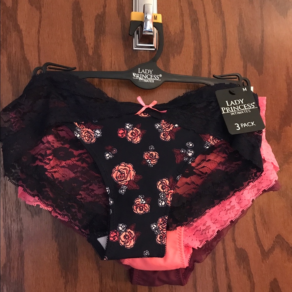 NWT 3-pack panties