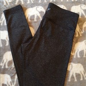 Old navy heather grey yoga leggings! Versatile💫