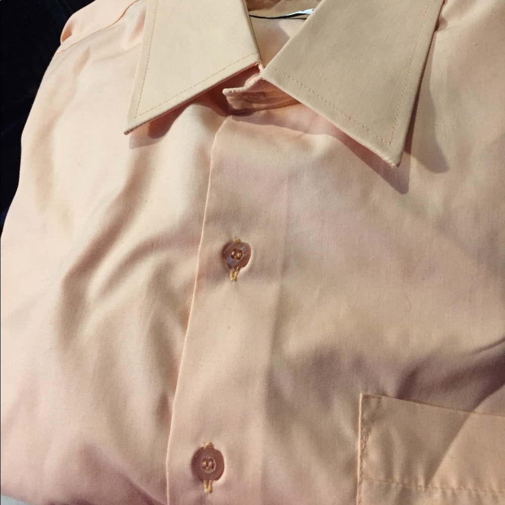 Beautiful peach-colored button down dress shirt!