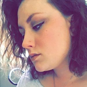 Meet your Posher, Roslyn