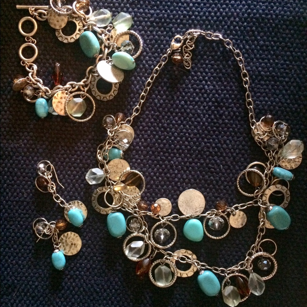 Lia Sophia necklace, earring and bracelet set