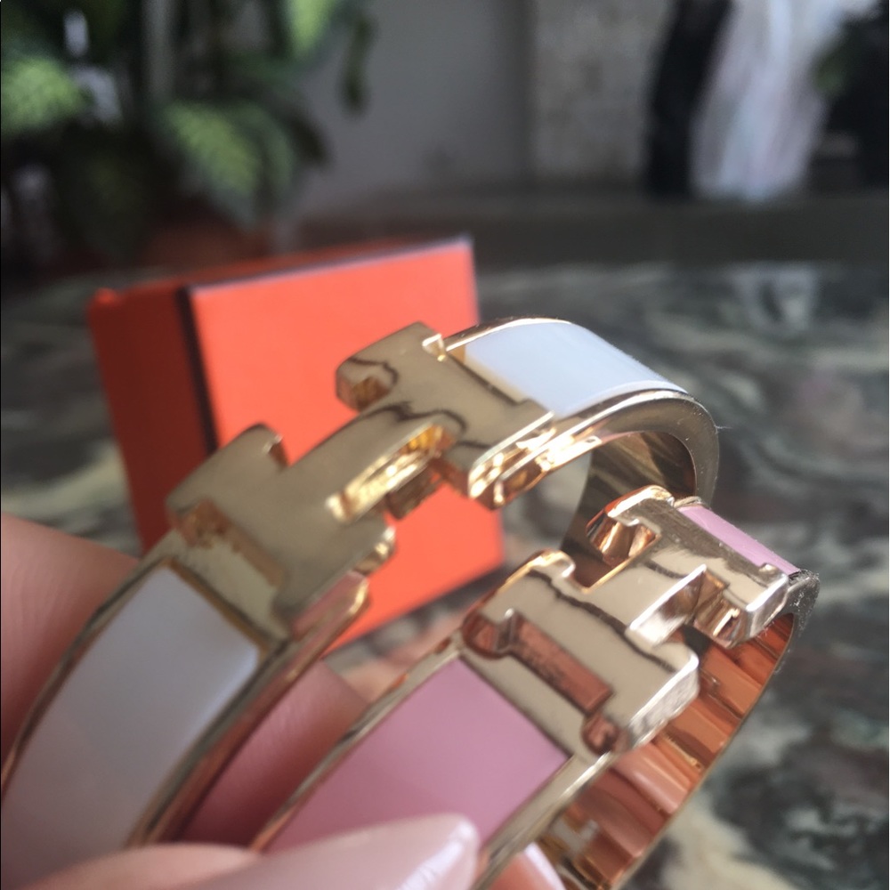 H Bracelet [White]