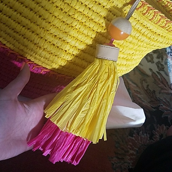 *SOLD* NWT tory burch colorblock straw beach tote - Picture 4 of 8