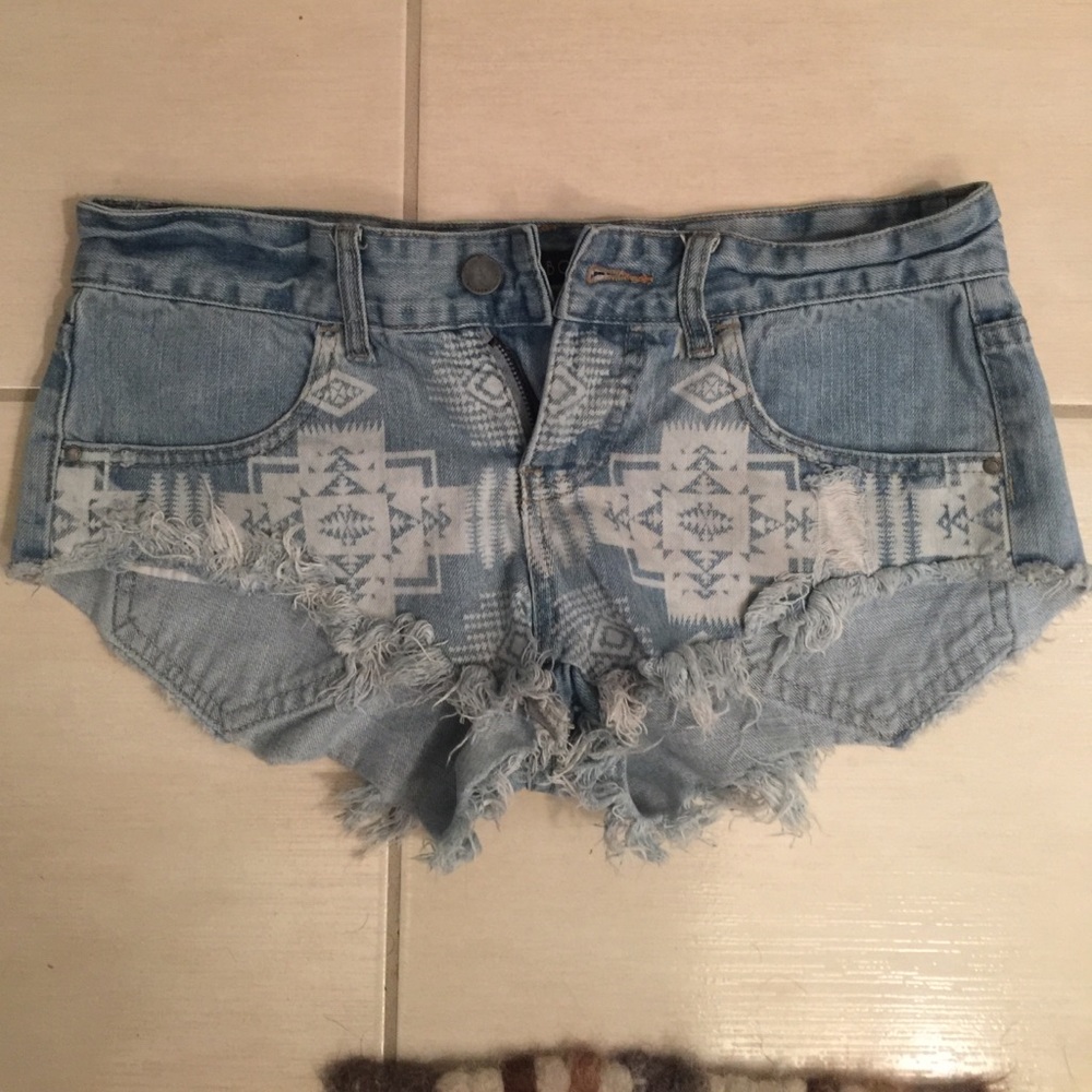 Billabong Shorts
