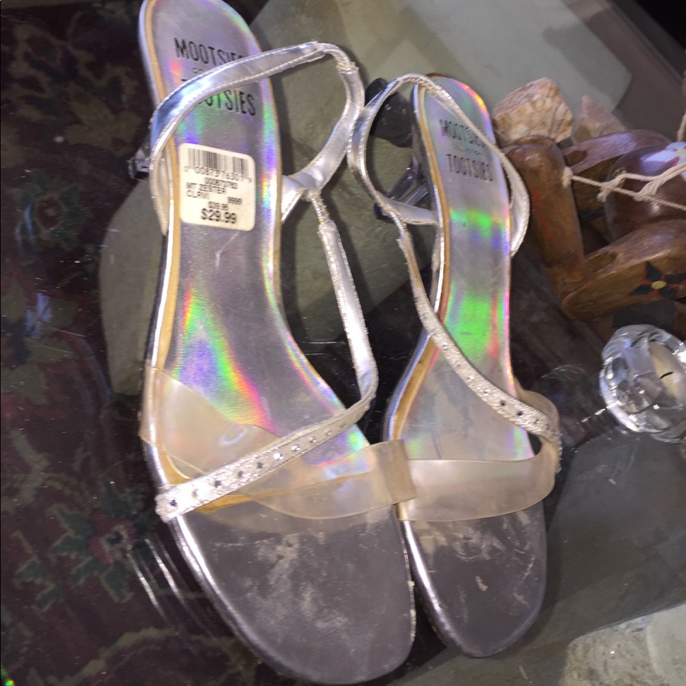 Vintage pair of mootisie tootsie heels