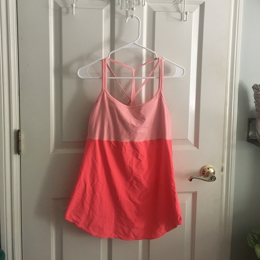 Lucy exercise top 🌟⭐️PRICE DROP⭐️🌟