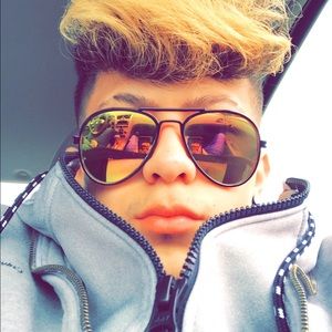 Meet your Posher, Antonio