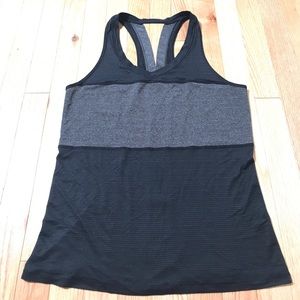Lululemon top