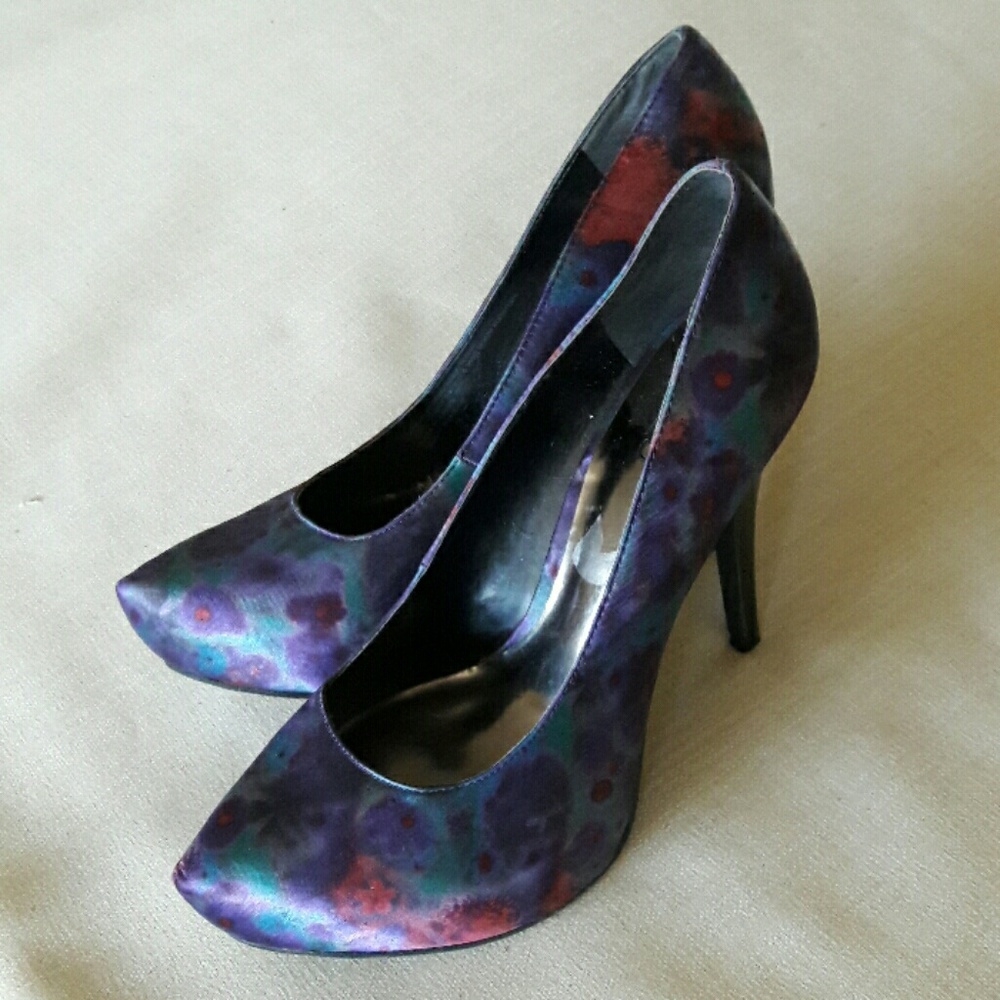 Pair of purple Carlos stilettos