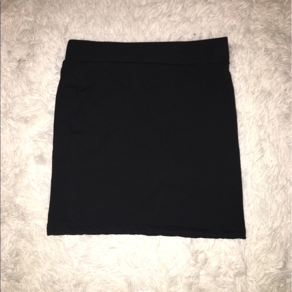 Forever 21 skirt / not fashion nova
