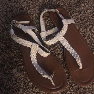 Wet seal sandals 7.5