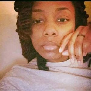 Meet your Posher, Lala