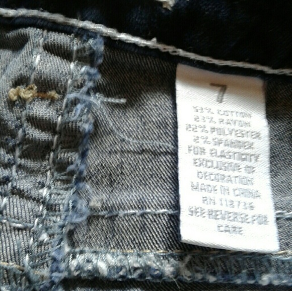 Shorts - Picture 4 of 4