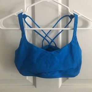 Lululemon sports bra 🌟⭐️PRICE DROP⭐️🌟