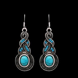 Jewelry - Gorgeous Vintage Necklace and Earrings Set Jewelry - Gorgeous Vintage Necklace and Earrings Set