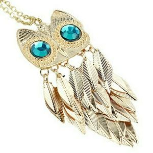 Stylish Gold Leaves Owl Charm & Necklace! ♡