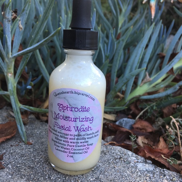 🌿 Aphrodite Moisturizing Facial Wash 🌿 VEGAN - Picture 2 of 7