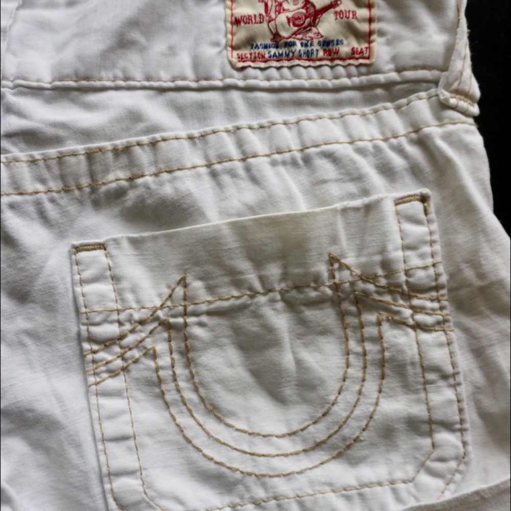 True Religion White Shorts Retail Price 179.00 - Picture 2 of 4