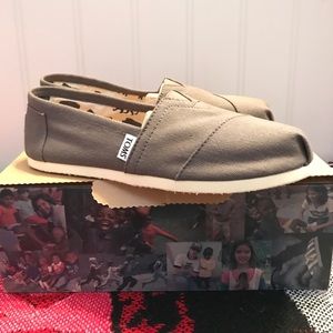 TOMS