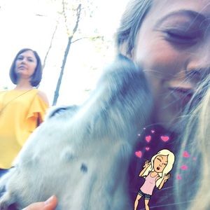 Meet your Posher, Danielle