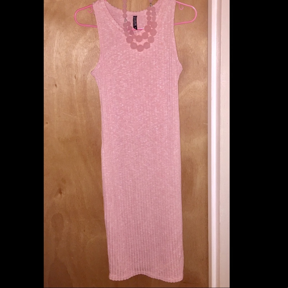 Sleeveless Pink Dress✨