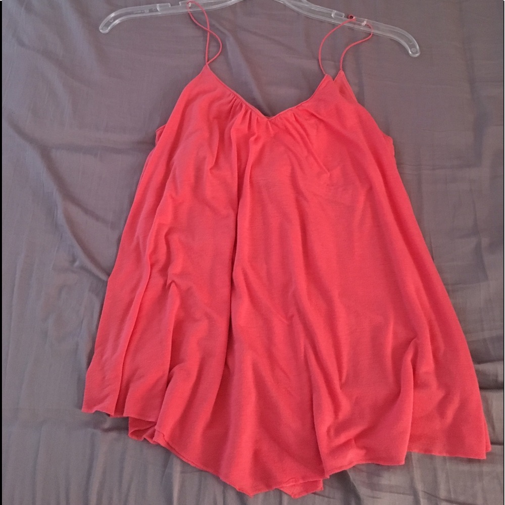 Pink tank top
