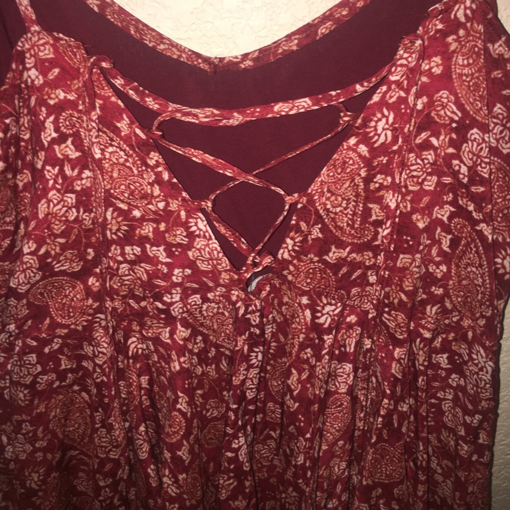 FLOWY SUMMER DRESS! - Picture 3 of 4