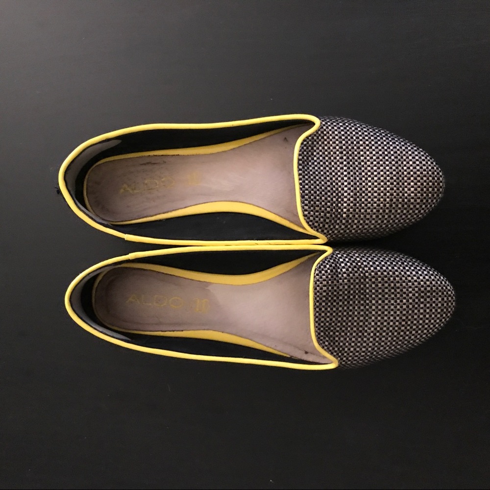 Black & Yellow Aldo Flats Size 8!!