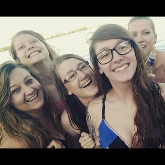 Meet your Posher, Jaelene - Picture 1 of 1