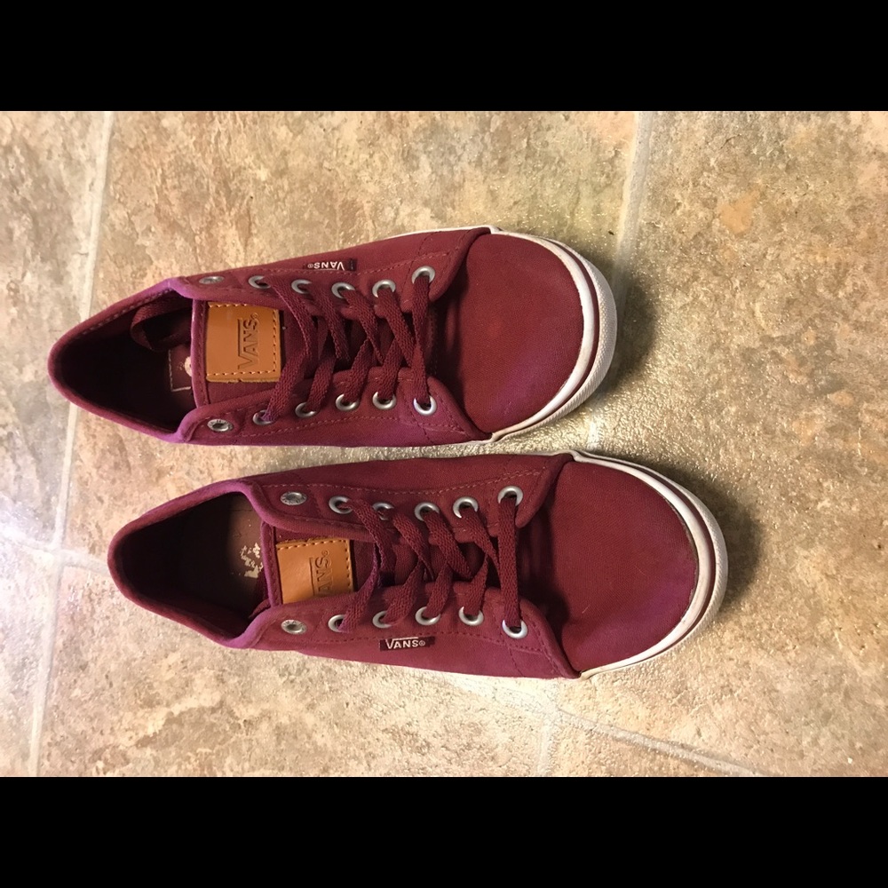 8.5 woman's vans