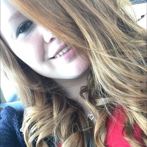 Meet your Posher, Macy