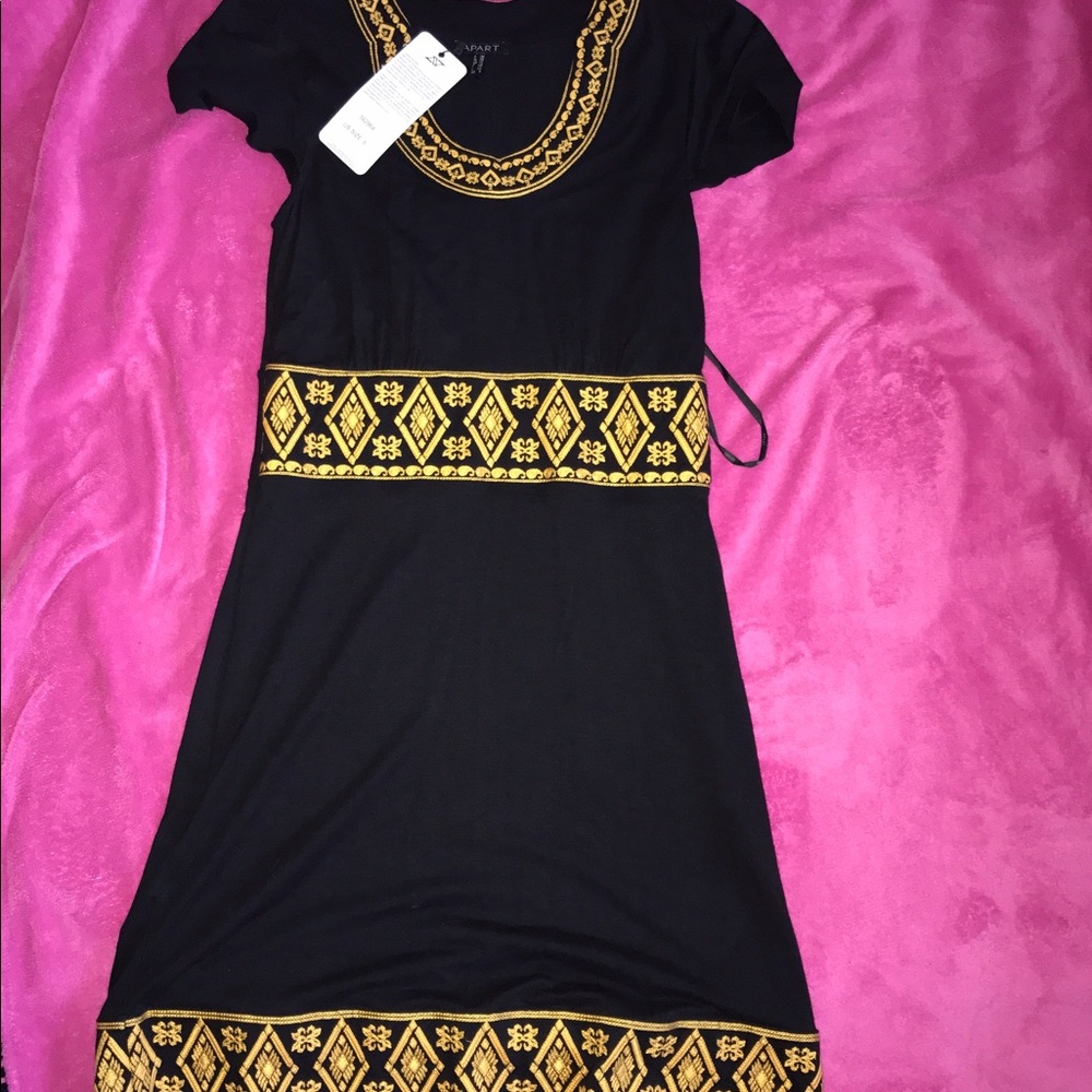 APART Dress bnwt