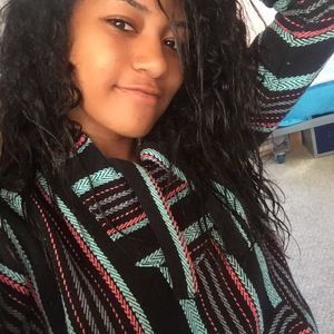 Meet your Posher, Emiko