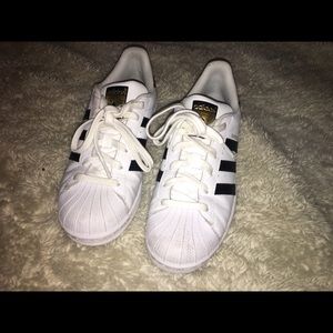 OBO✨ Adidas Superstars