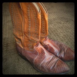 1980's Dan Post Cowboy Boots