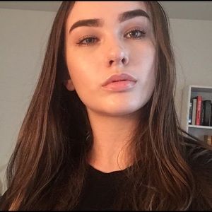 Meet your Posher, Kaitlyn