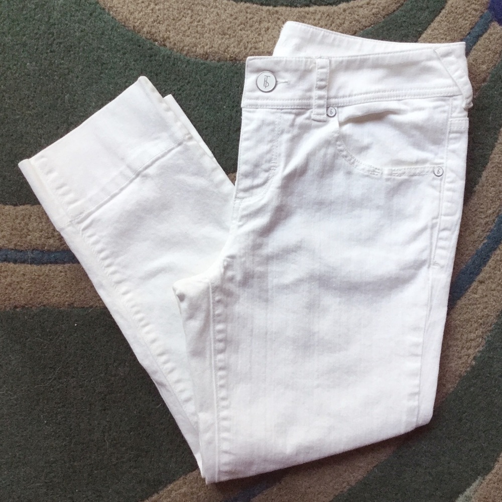 Tommy Bahama White Denim Capris