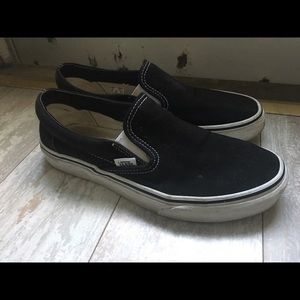 Vans black slip ons **NEED TO GO