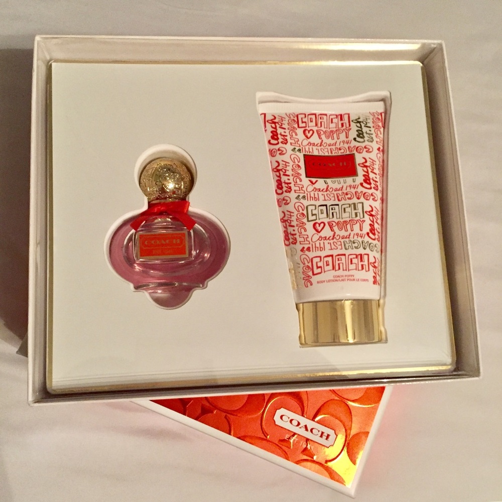 Coach Poppy Gift Box (NWT)