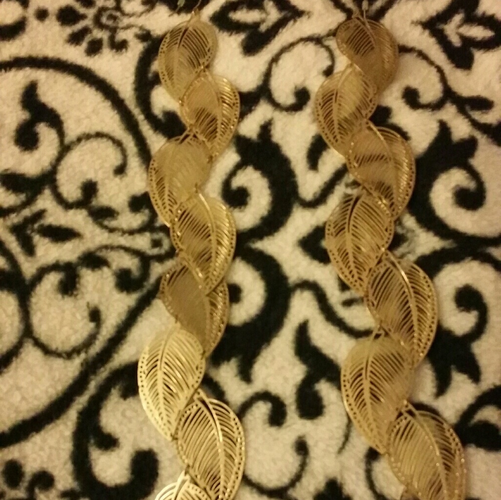 Gold toned leaf earrings