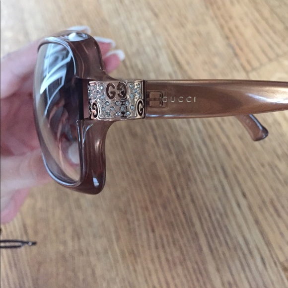 authentic Gucci sunglasses main image 4