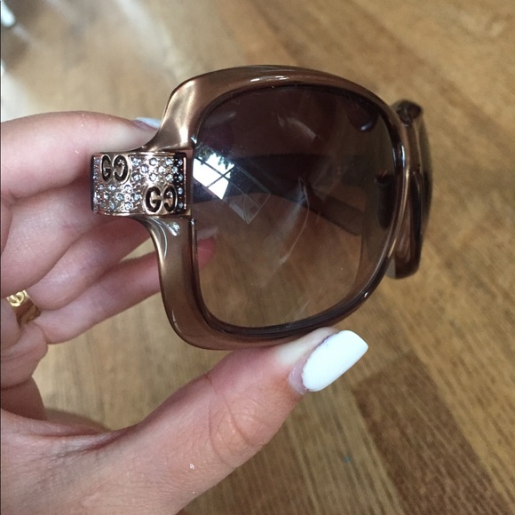 authentic Gucci sunglasses main image 6