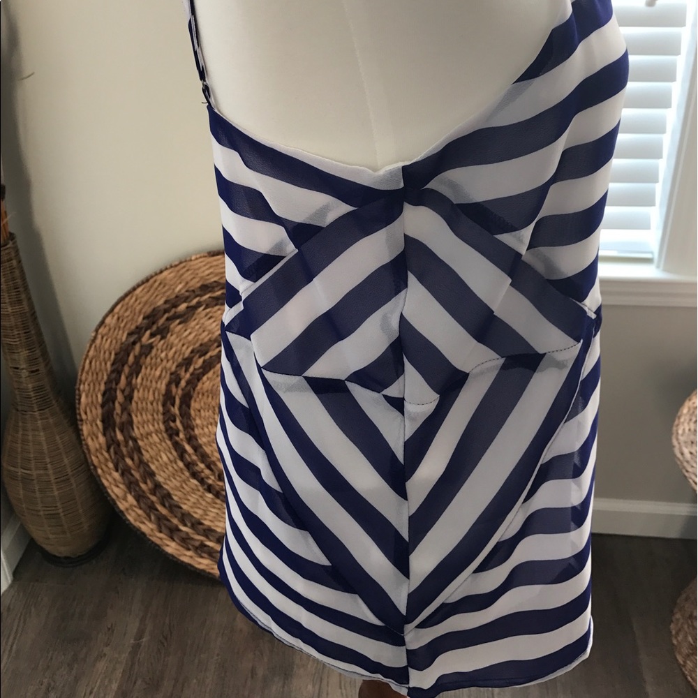 Classy Striped Tank - Picture 4 of 5
