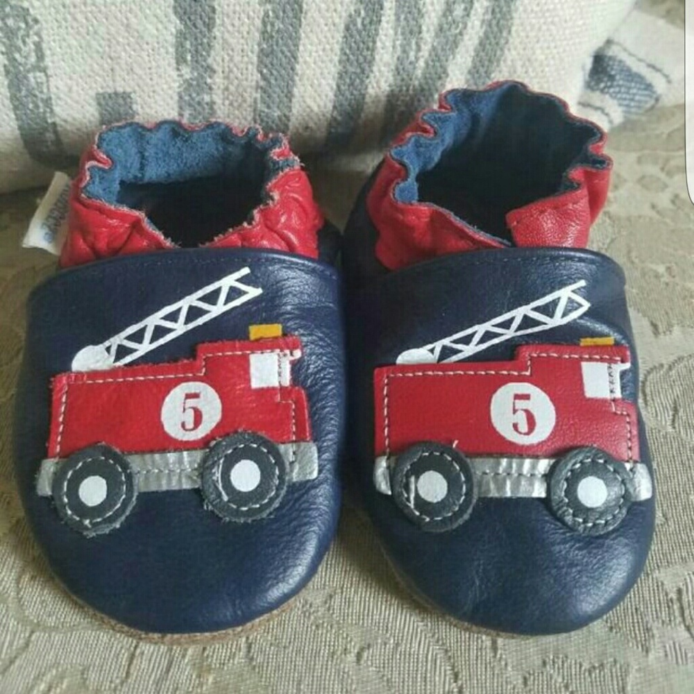 Robeez Firetruck soft soles