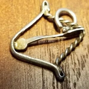 VINTAGE STERLING SILVER 1940'S CUPIDS BOW  CHARM