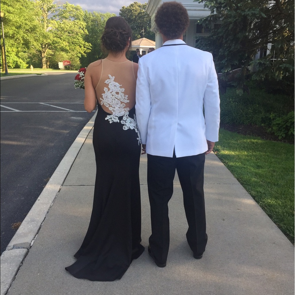 Size 6 prom dress