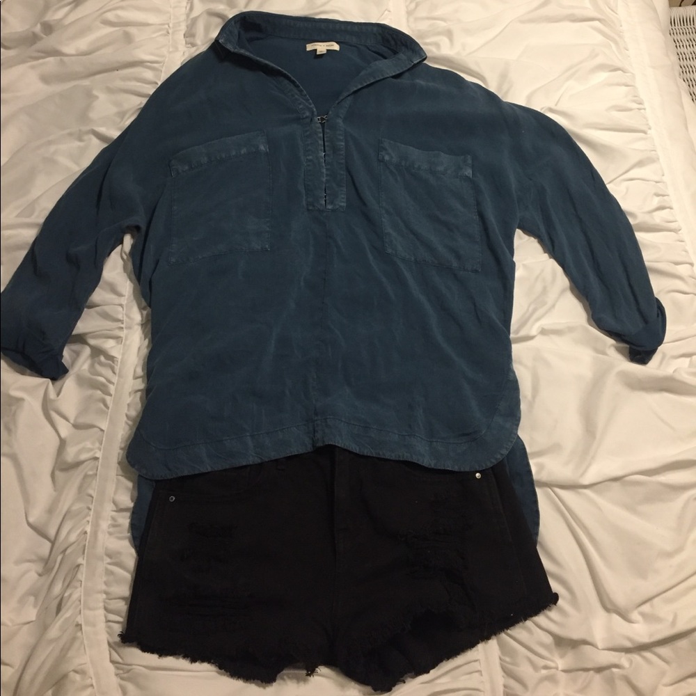 Oversized UO 3/4 length top