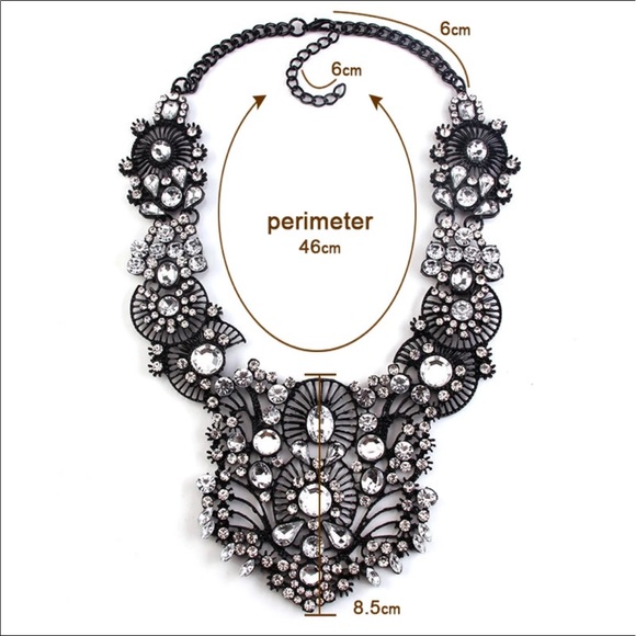 Stunning Silver Fashion Bib Necklace Stunning - Picture 3 of 3