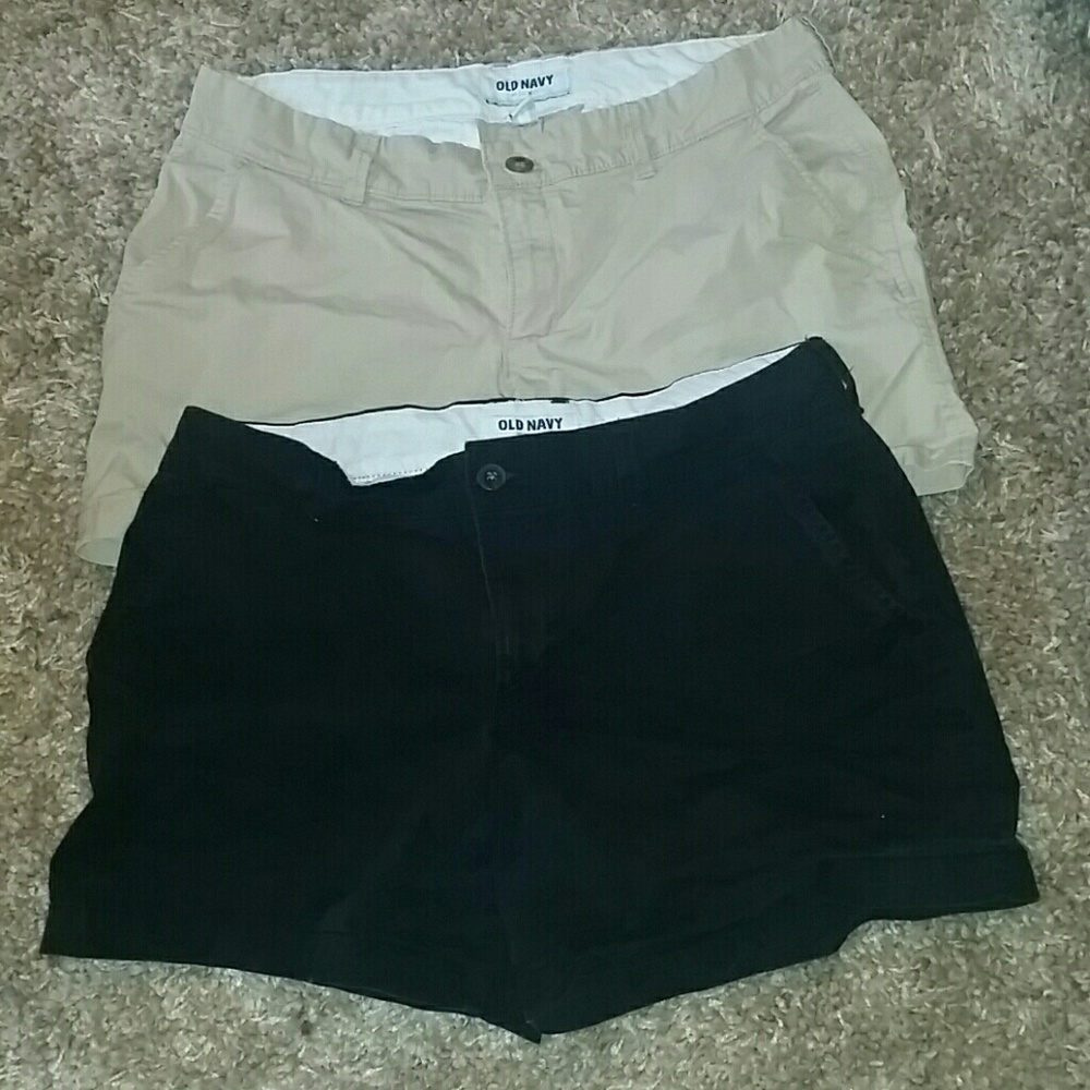 Bundle of 2 Old Navy cotton shorts